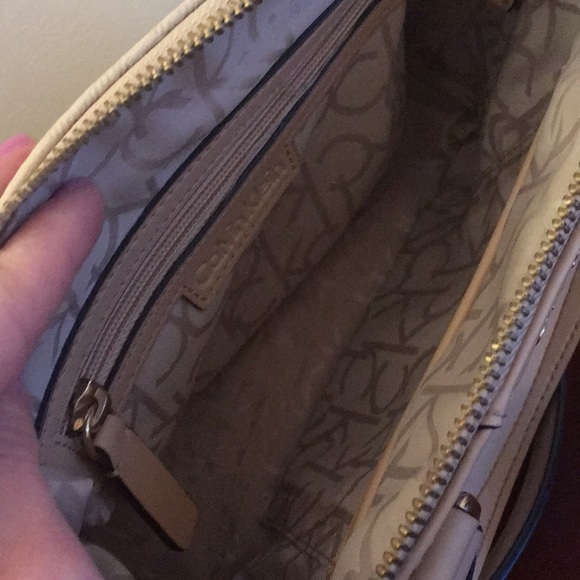 Calvin Klein Crossbody Purse - Picture 6 of 8